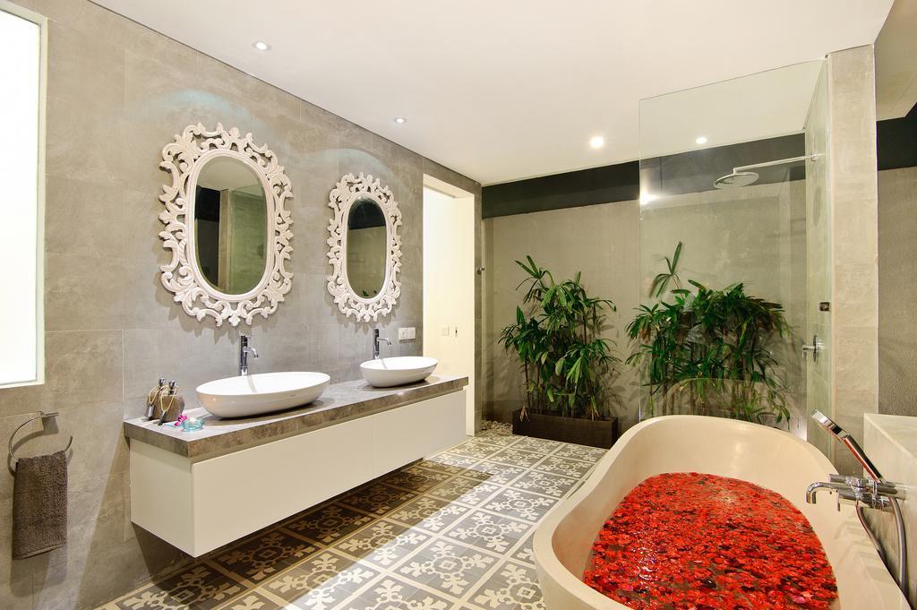 Villa Dheva Seminyak Rom bilde